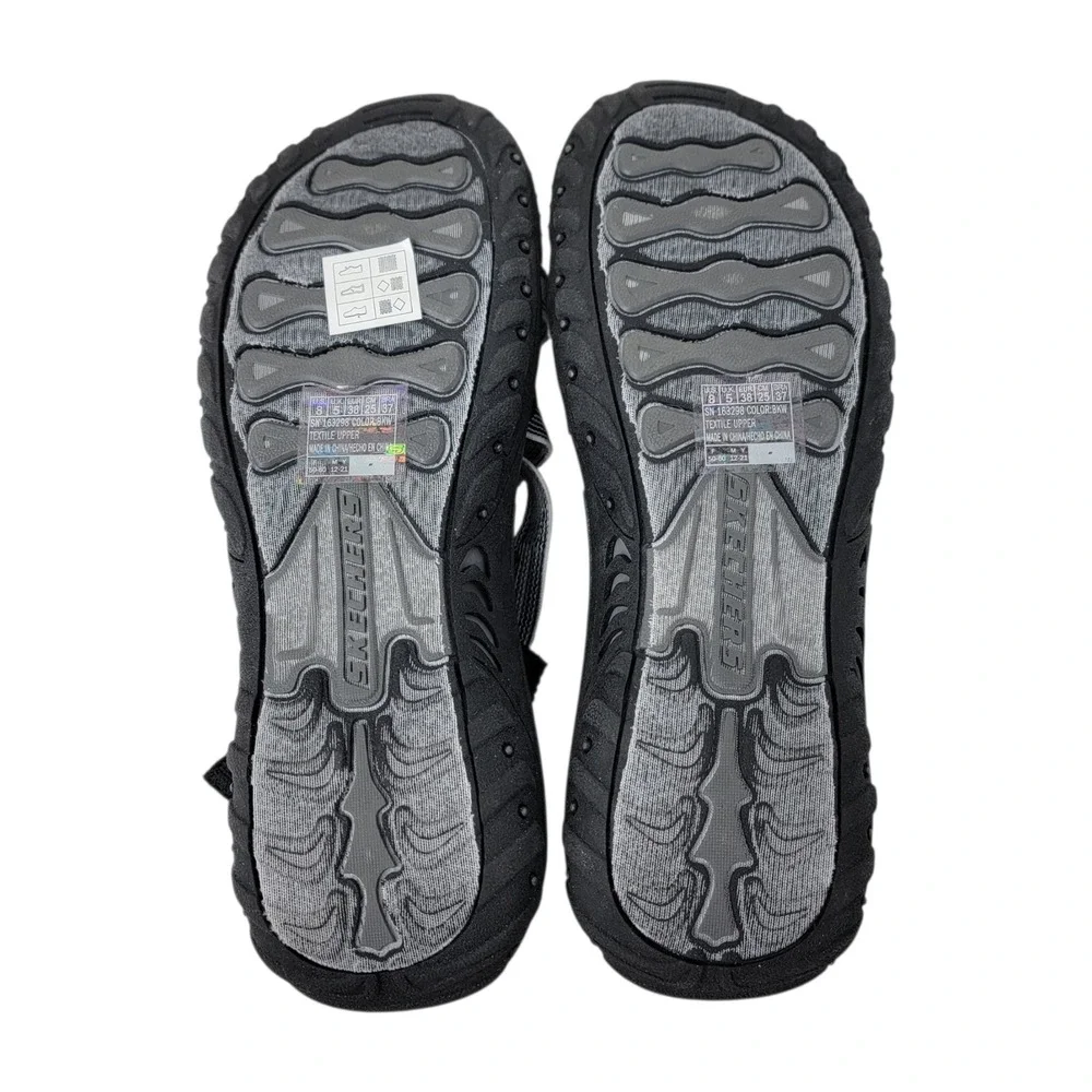 Skechers Reggae Color Fuze Sandals Womens‎ 8 Black White Outdoor Strappy New